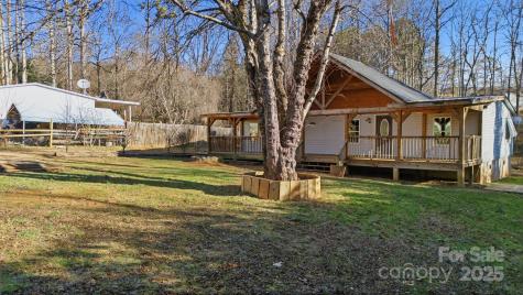 102 Garnett Trace Road Franklin NC 28734