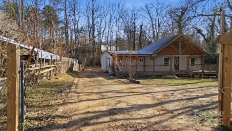 102 Garnett Trace Road Franklin NC 28734