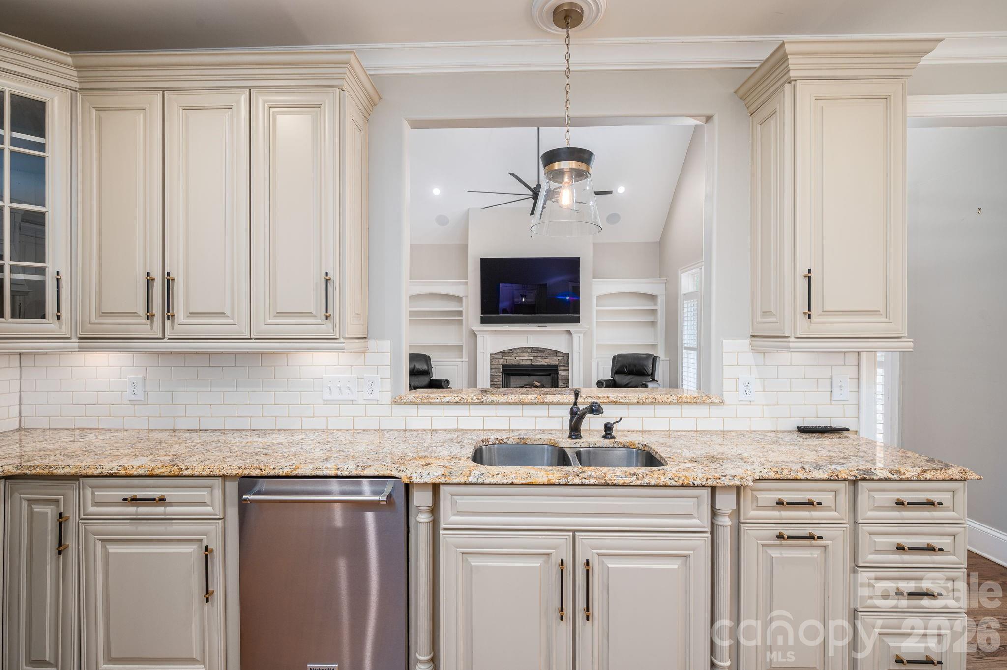 6627 Harbor Oaks Drive Denver NC 28037