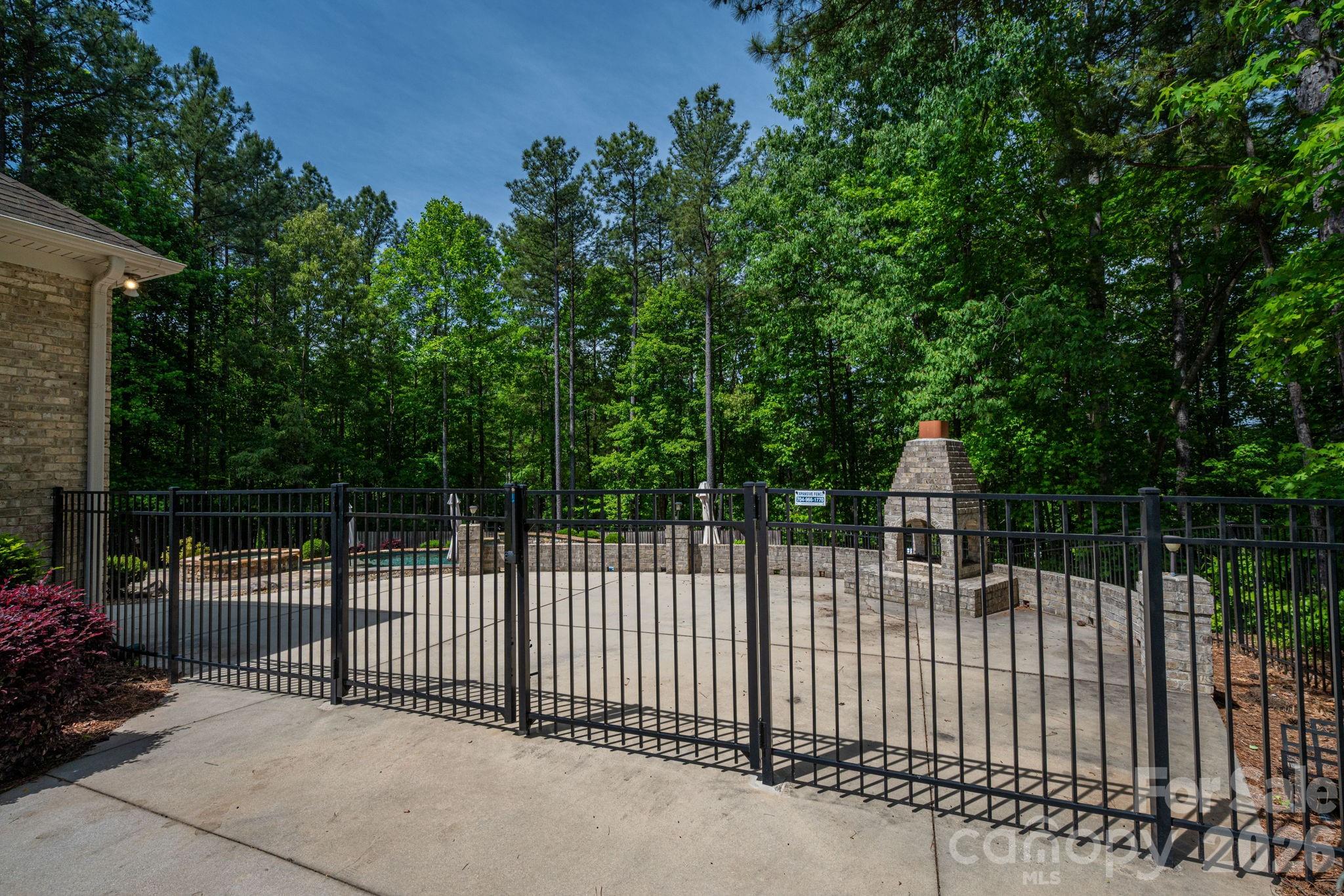 6627 Harbor Oaks Drive Denver NC 28037