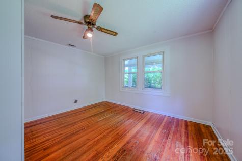 156 State Street Asheville NC 28806