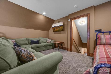 1226 Grouse Moor Drive Sugar Mountain NC 28604