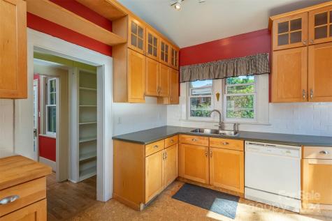 71 Austin Avenue Asheville NC 28801