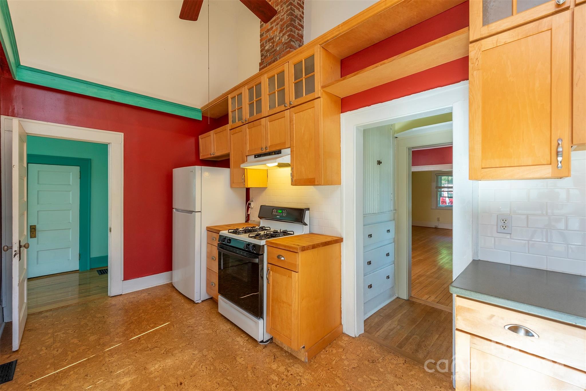 71 Austin Avenue Asheville NC 28801