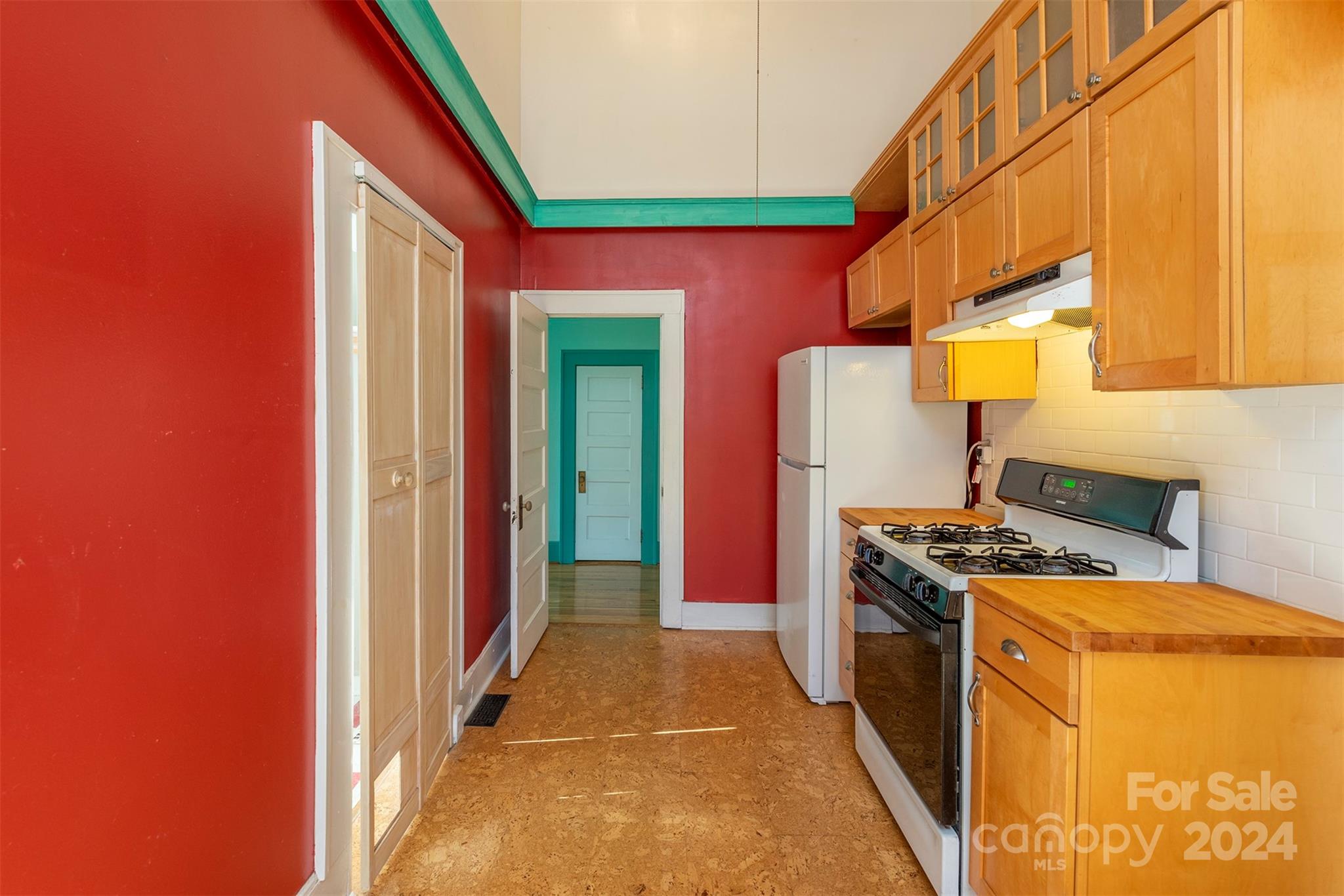 71 Austin Avenue Asheville NC 28801