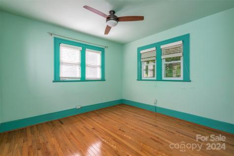 71 Austin Avenue Asheville NC 28801
