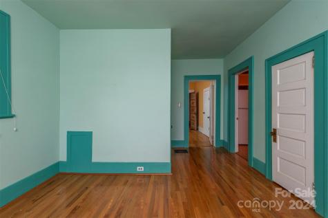 71 Austin Avenue Asheville NC 28801