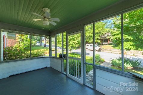 71 Austin Avenue Asheville NC 28801