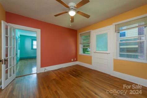 71 Austin Avenue Asheville NC 28801