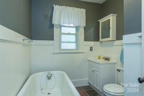 71 Austin Avenue Asheville NC 28801