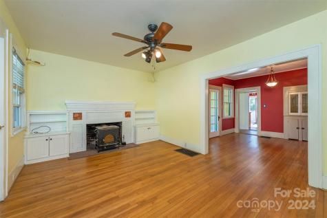 71 Austin Avenue Asheville NC 28801