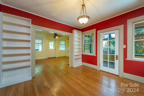 71 Austin Avenue Asheville NC 28801