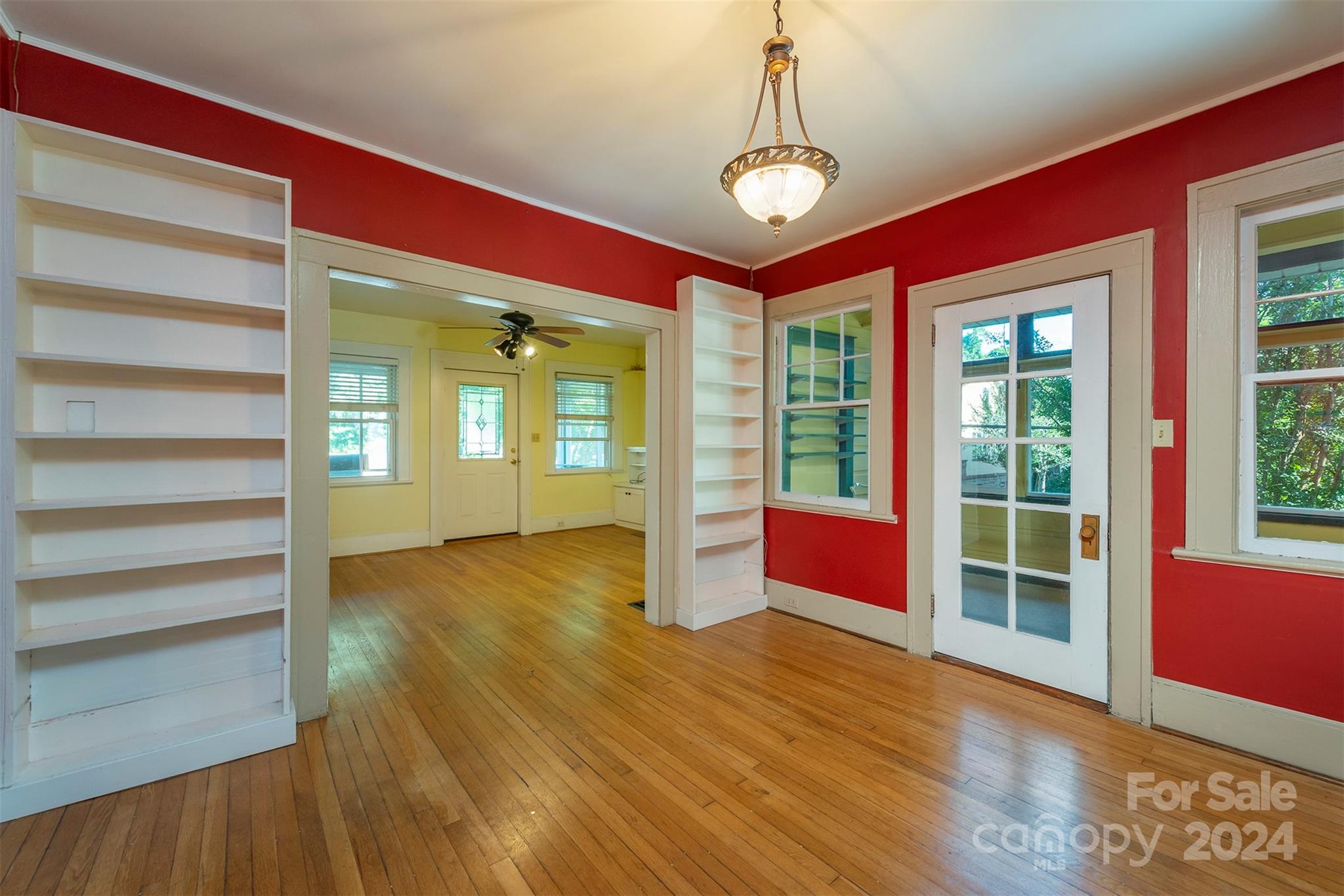 71 Austin Avenue Asheville NC 28801