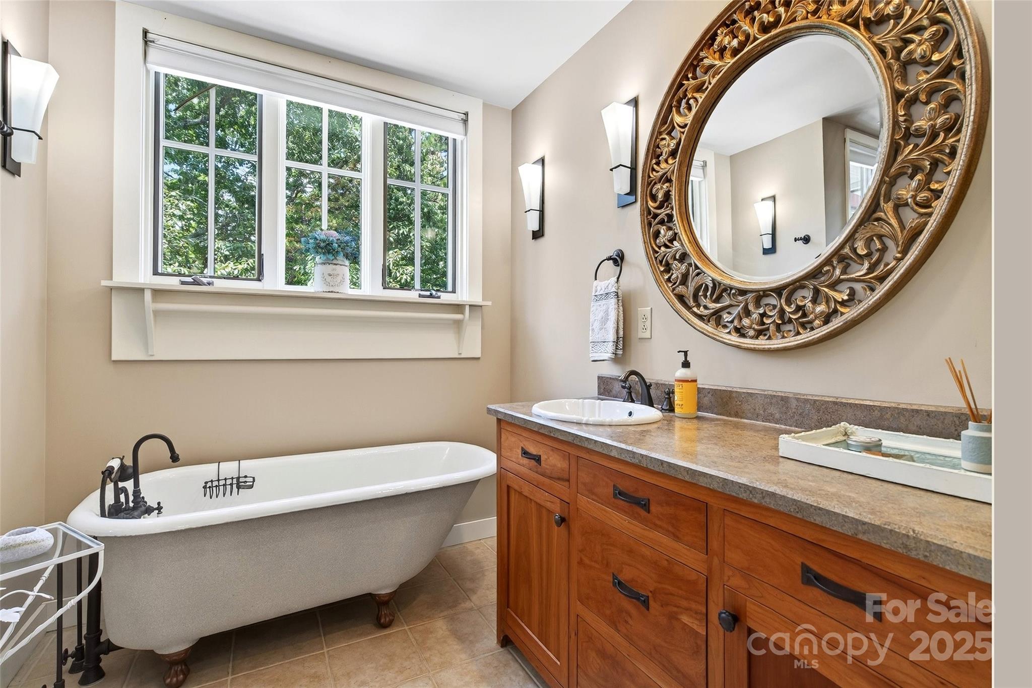 789 Mckenzie Way S Old Fort NC 28762