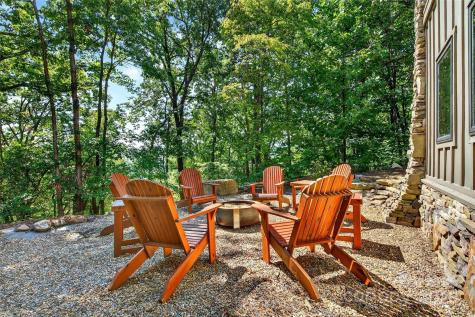 789 Mckenzie Way S Old Fort NC 28762