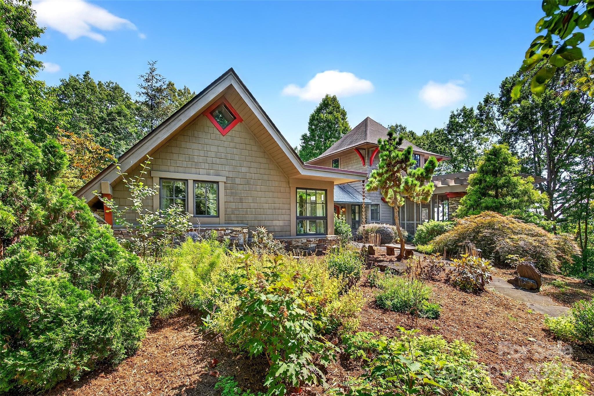 789 Mckenzie Way S Old Fort NC 28762