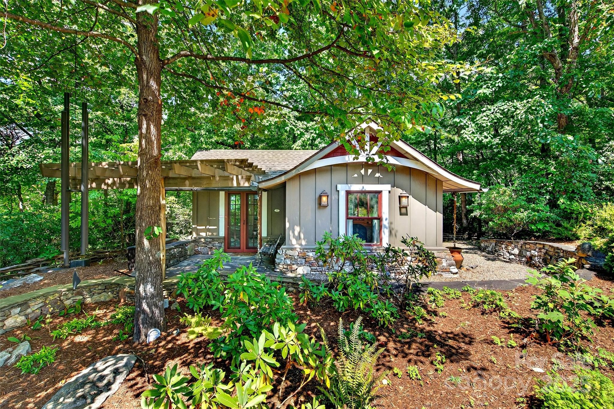 789 Mckenzie Way S Old Fort NC 28762