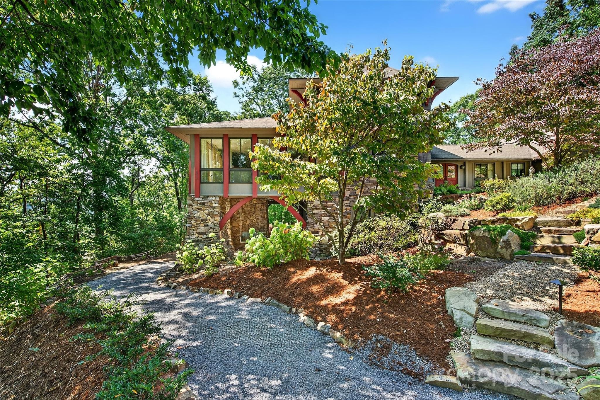 789 Mckenzie Way S Old Fort NC 28762