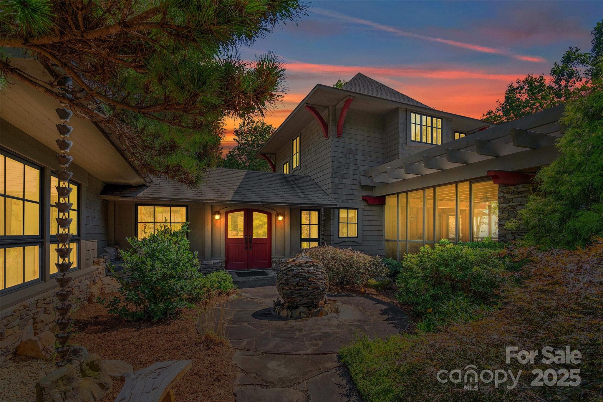 789 Mckenzie Way S Old Fort NC 28762