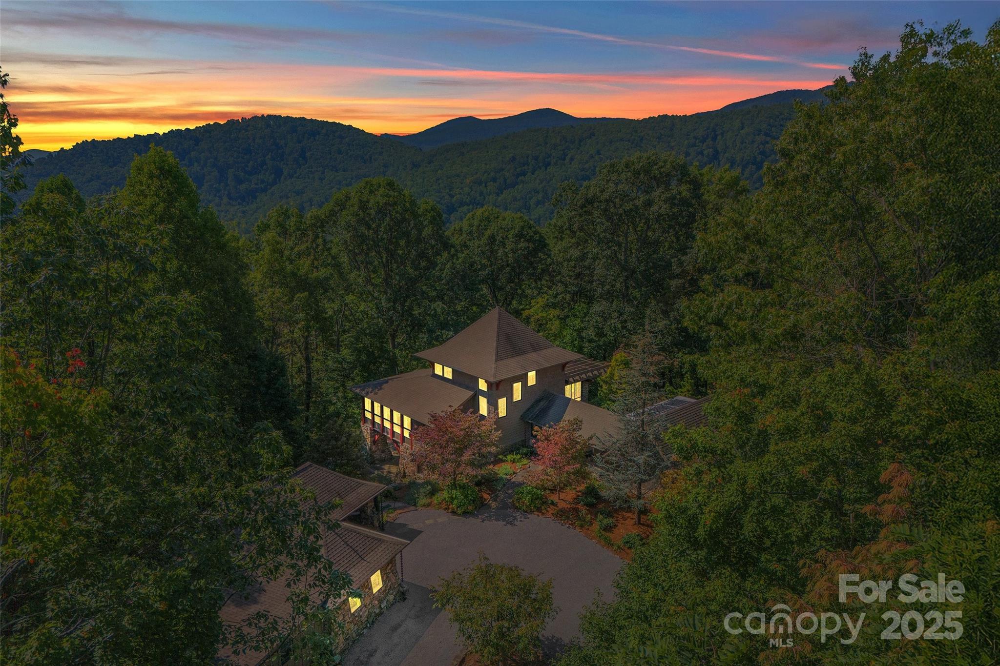 789 Mckenzie Way S Old Fort NC 28762