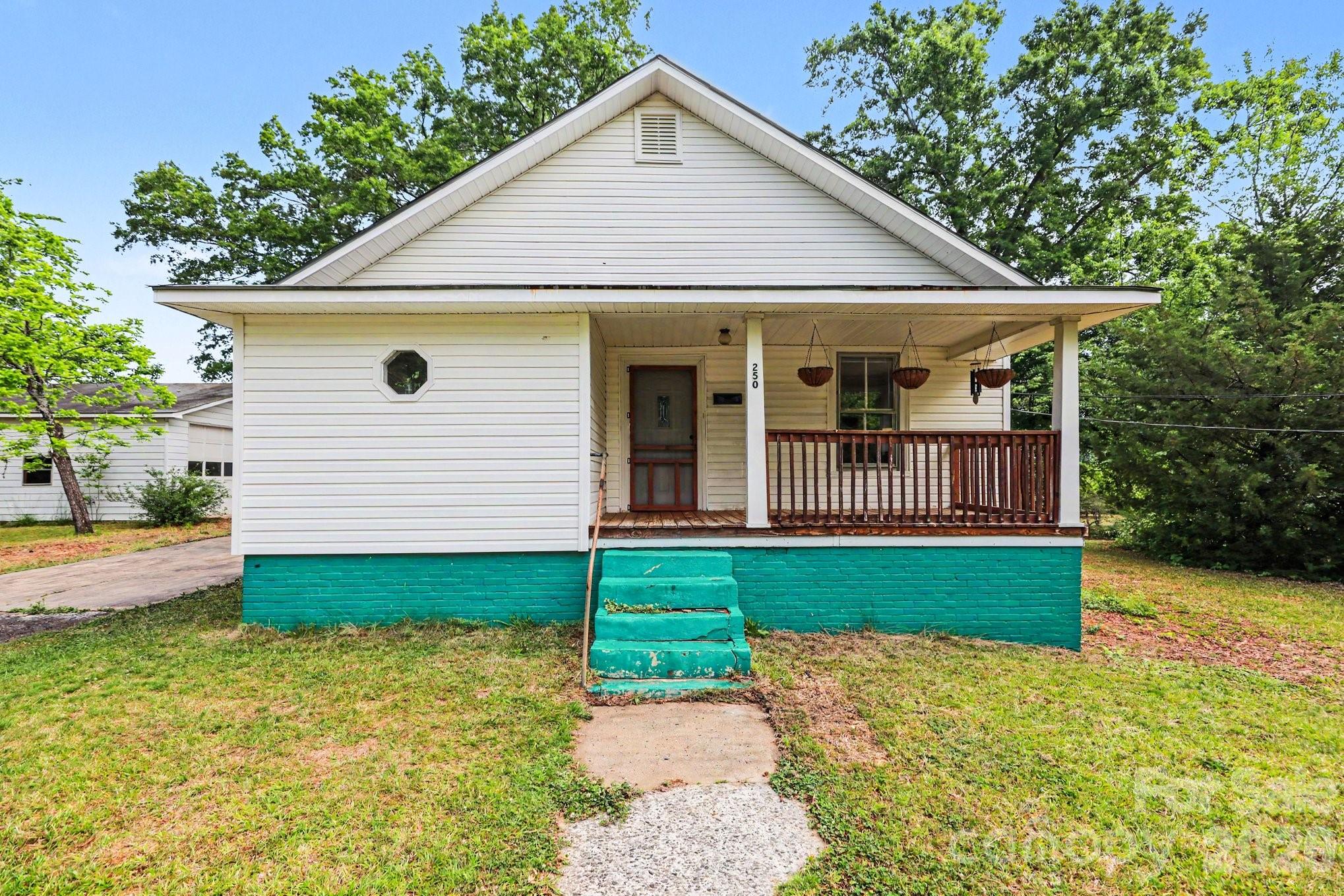 250 Halyburton Street NE Concord NC 28025