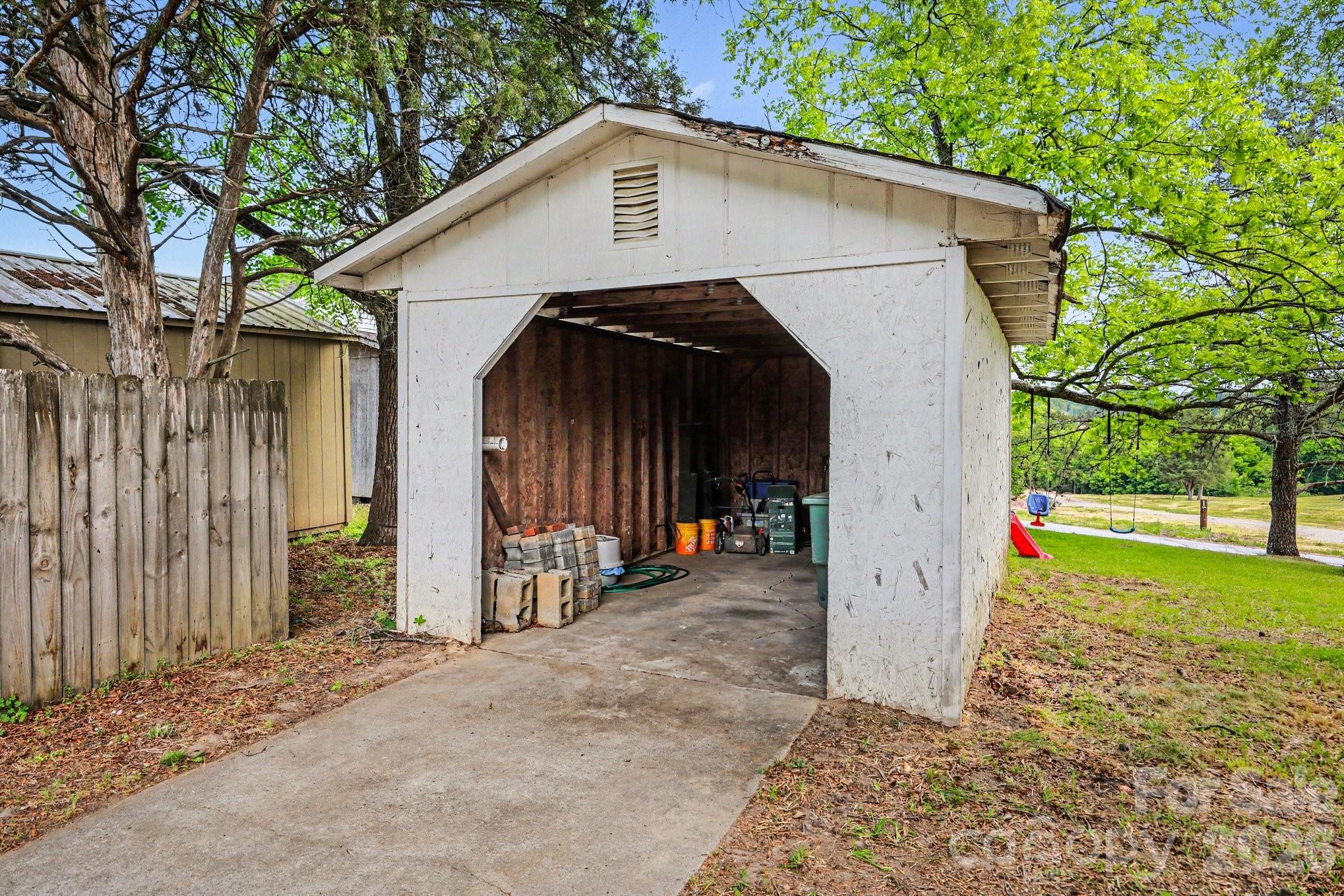250 Halyburton Street NE Concord NC 28025
