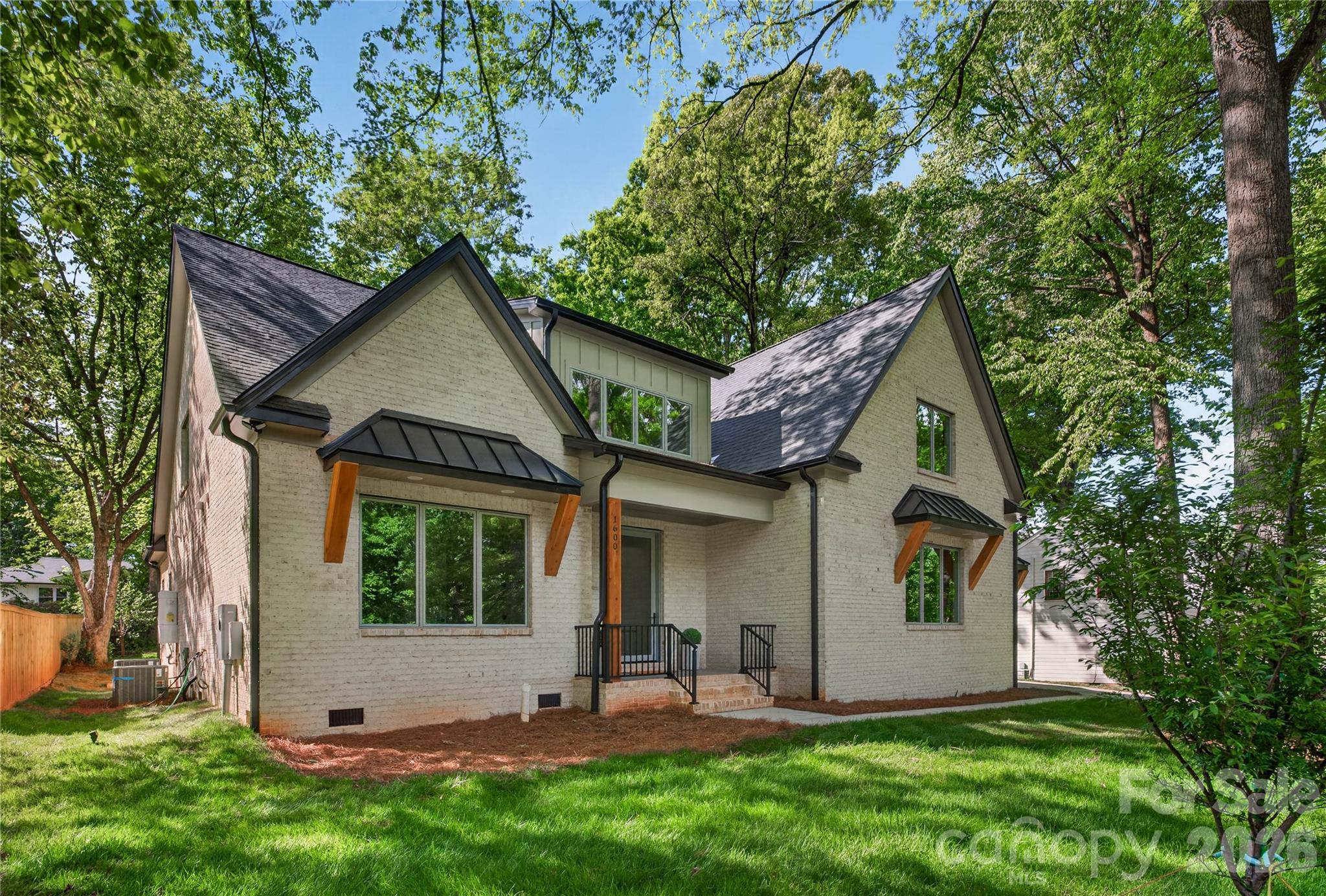 1600 E Barden Road Charlotte NC 28226