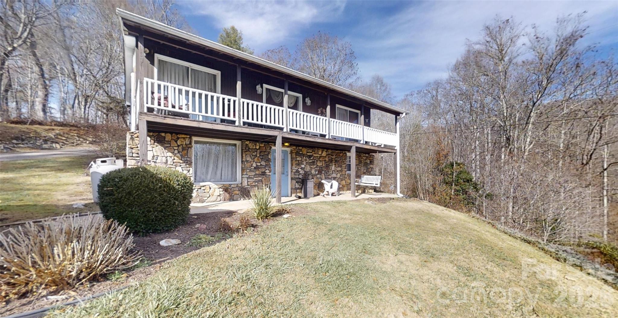 707 Lickskillet Road Burnsville NC 28714