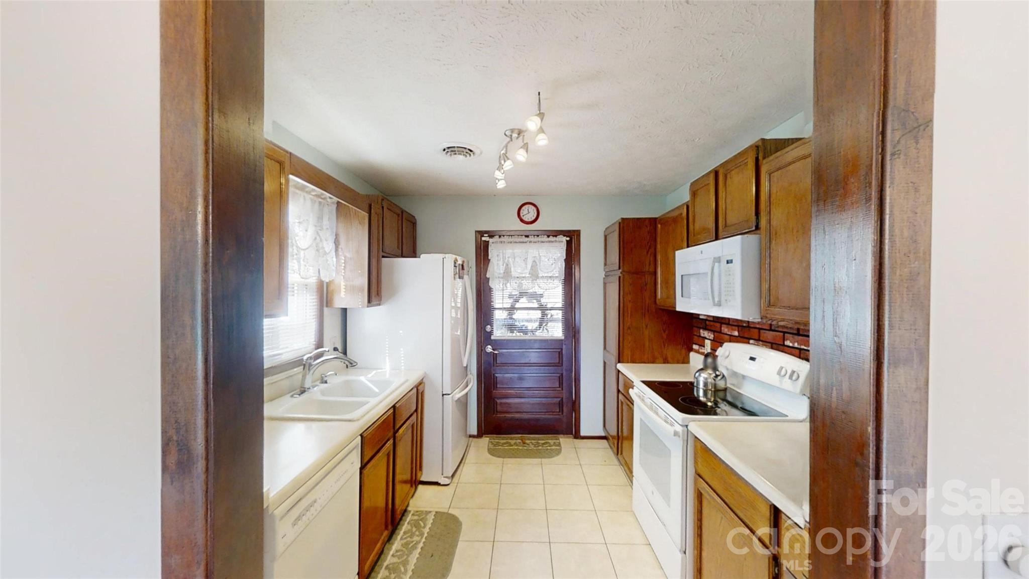 707 Lickskillet Road Burnsville NC 28714