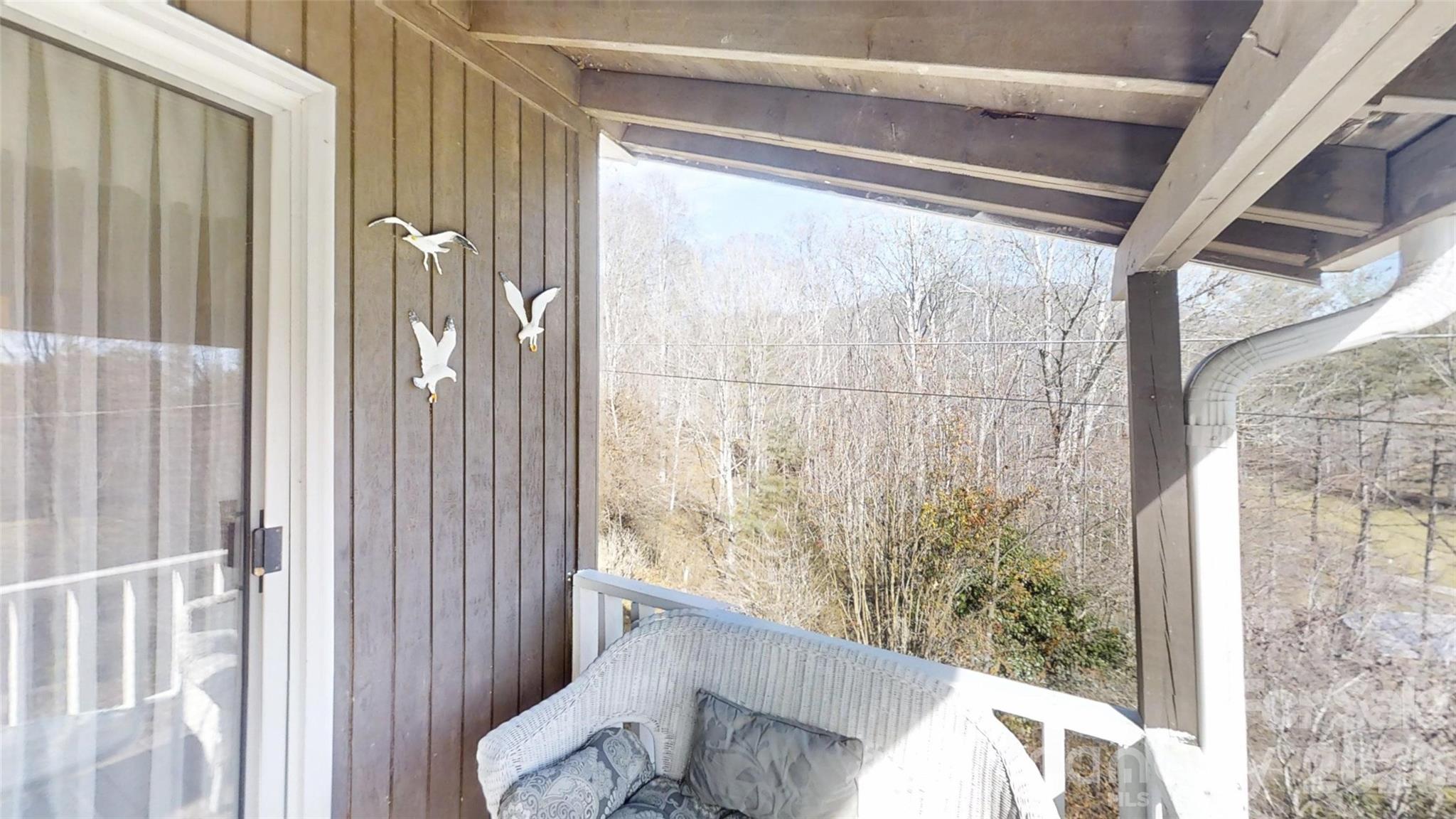 707 Lickskillet Road Burnsville NC 28714
