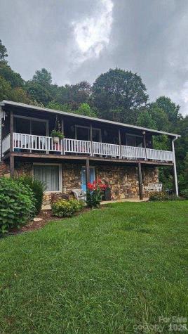 707 Lickskillet Road Burnsville NC 28714