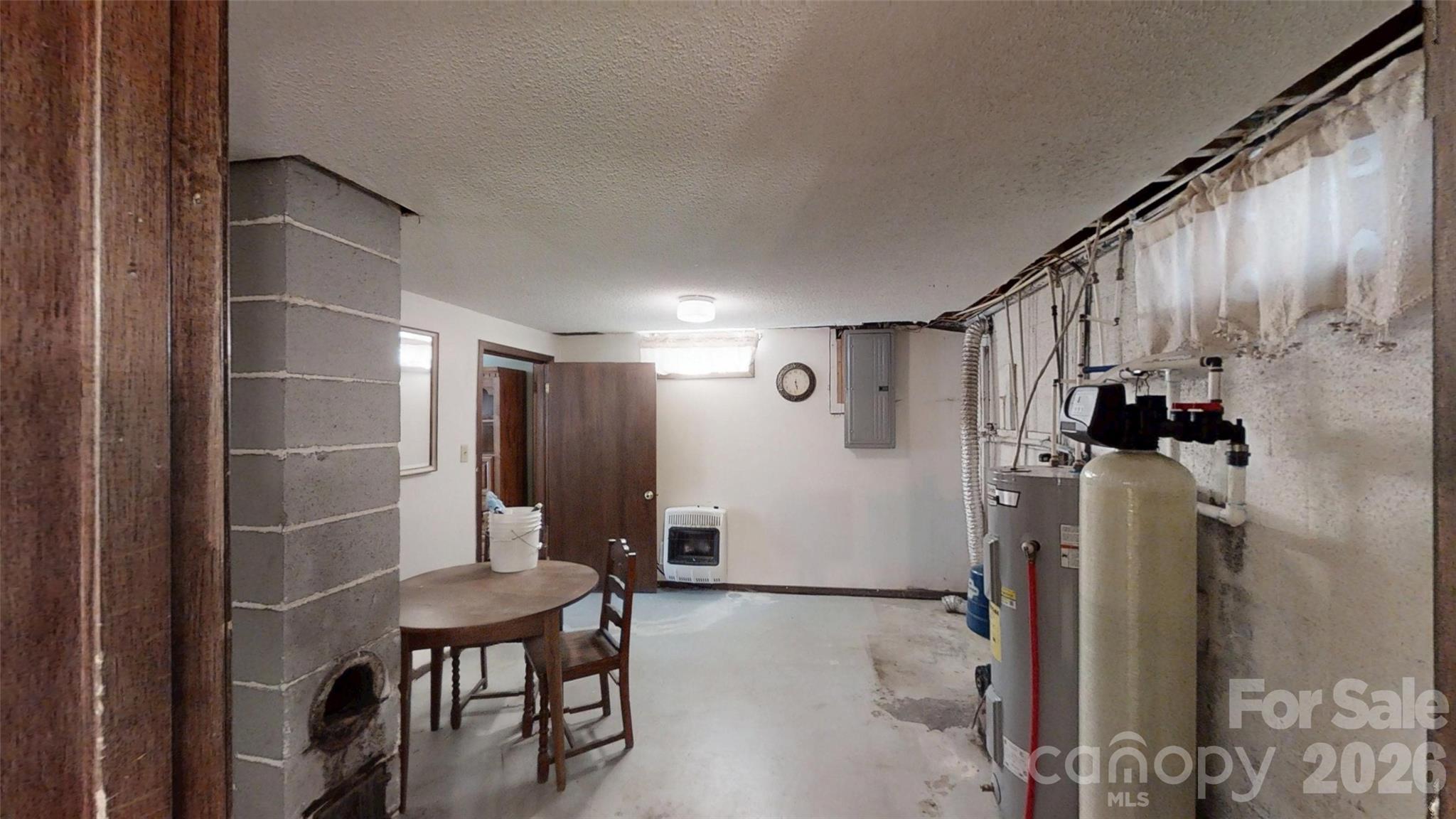 707 Lickskillet Road Burnsville NC 28714