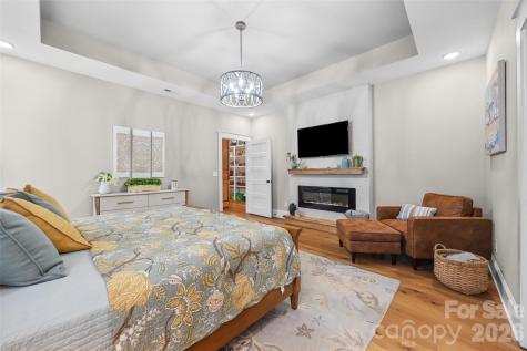 662 Sandbar Point Lake Wylie SC 29710
