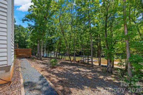 662 Sandbar Point Lake Wylie SC 29710