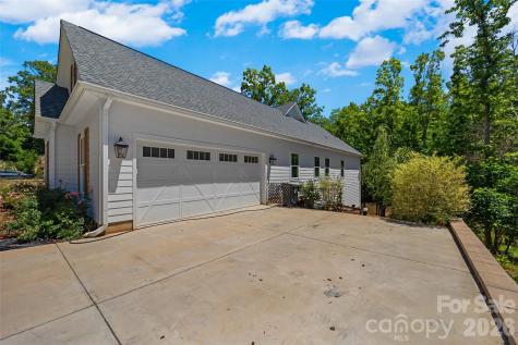 662 Sandbar Point Lake Wylie SC 29710