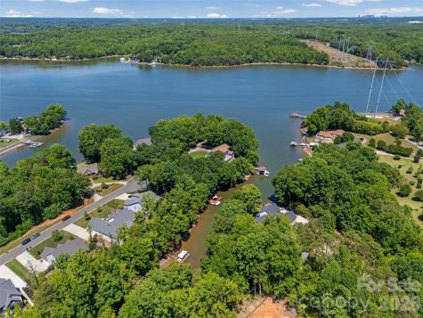 662 Sandbar Point Lake Wylie SC 29710