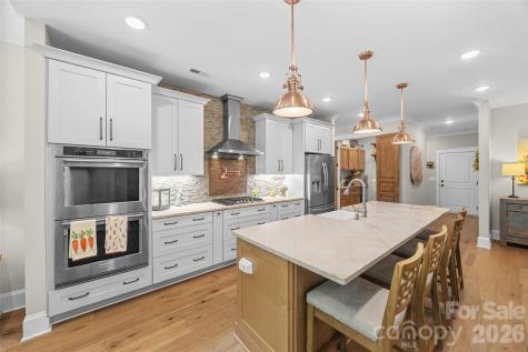 662 Sandbar Point Lake Wylie SC 29710