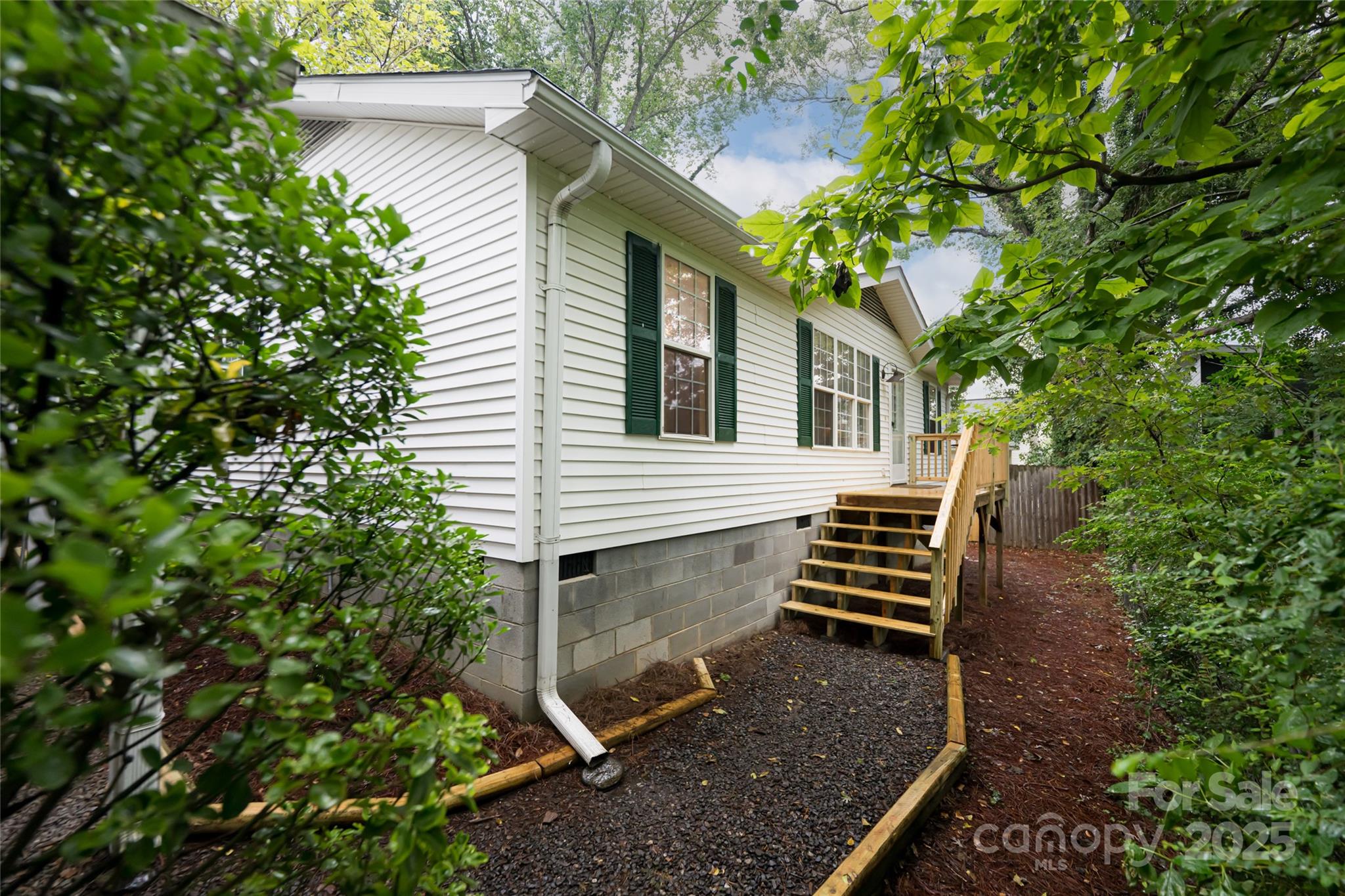 77 Baker Avenue Asheville NC 28806