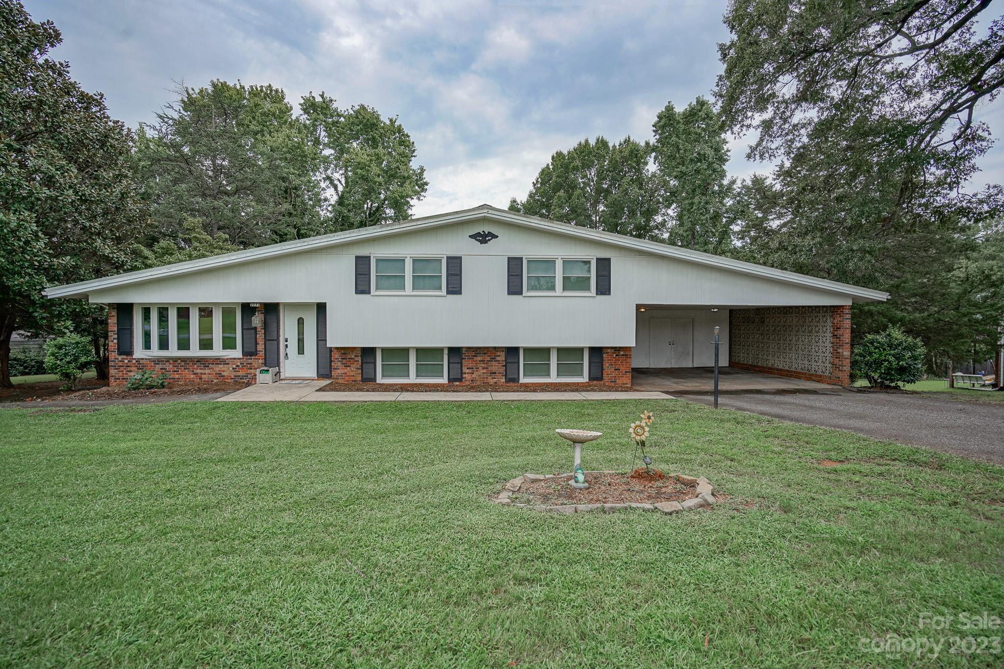 2773 Magnolia Street Conover NC 28613