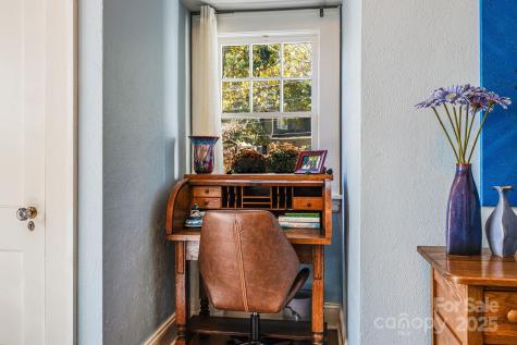 25 Normandy Road Asheville NC 28803