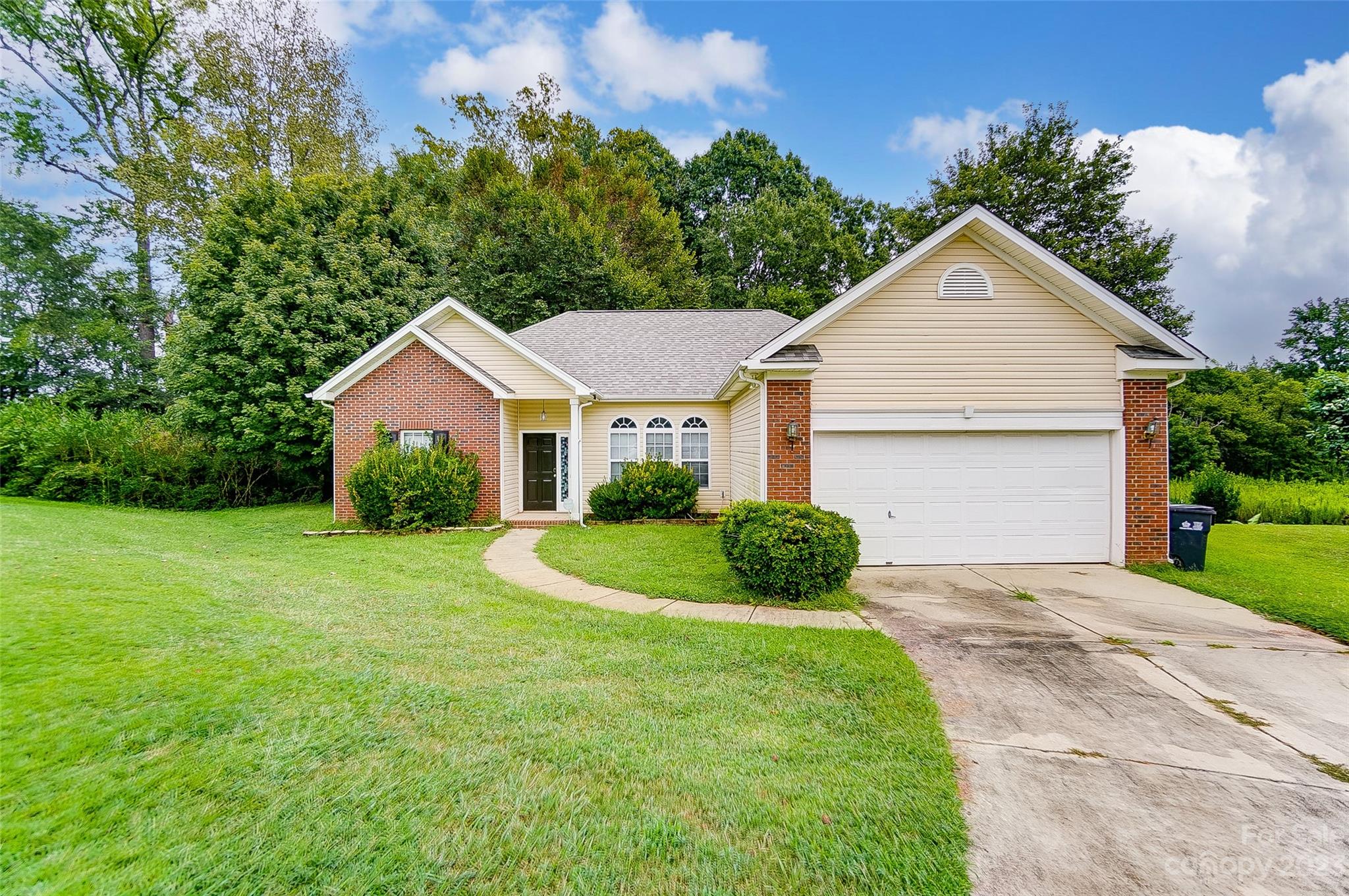 10142 Mayhurst Court Charlotte NC 28213