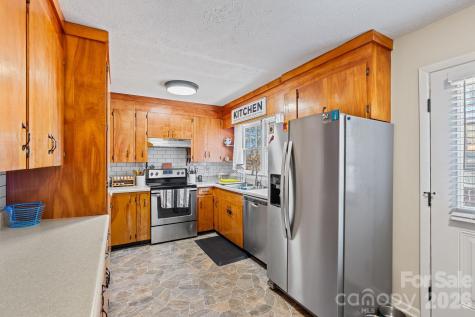 1348 Jenkins Valley Road Alexander NC 28701