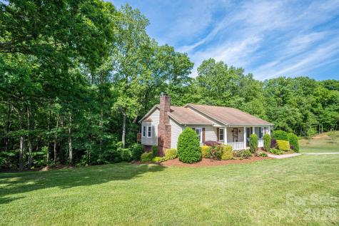 6097 Tuckborough Road Hickory NC 28602