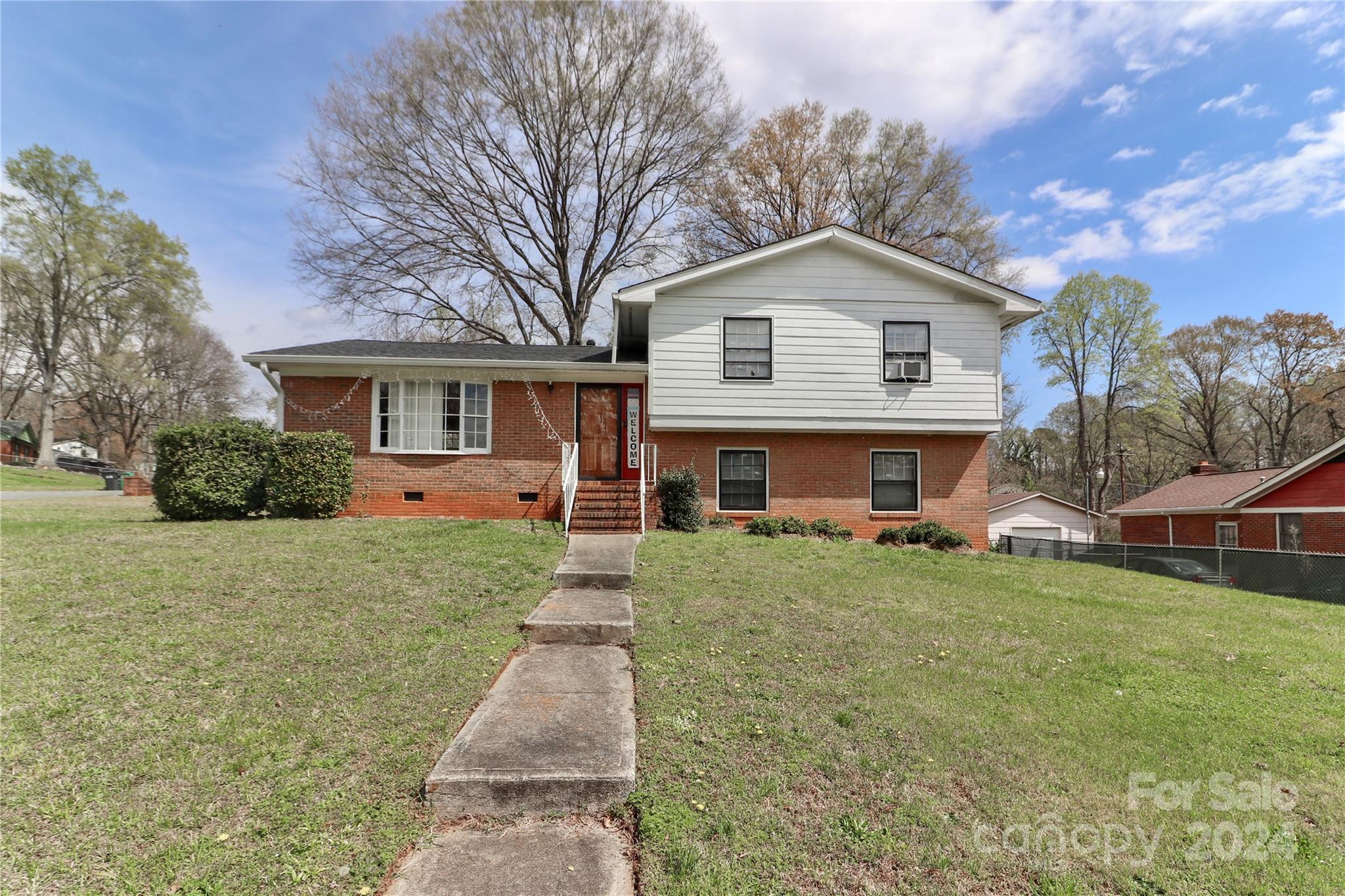 6762 Glenmoor Drive Charlotte NC 28214