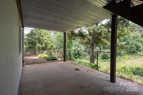 38 Tipton Drive Candler NC 28715