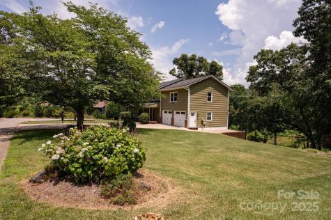 38 Tipton Drive Candler NC 28715