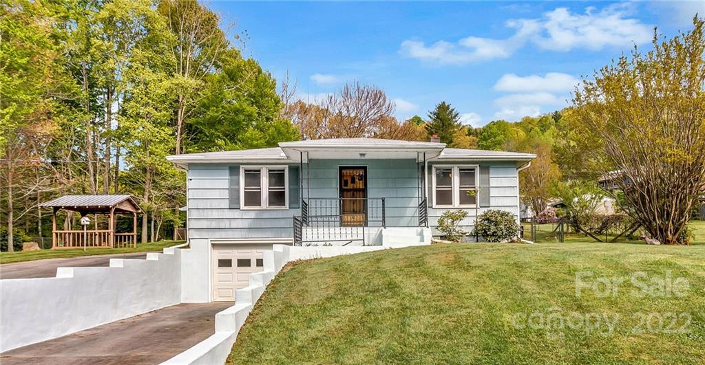 104 Durham Place Swannanoa NC 28778