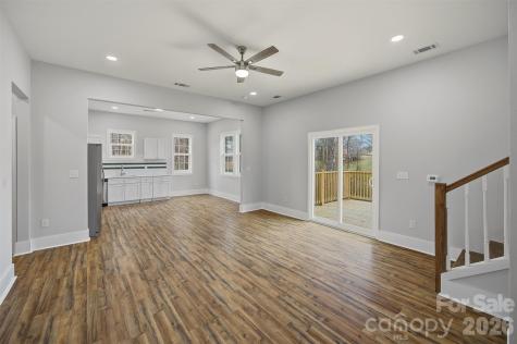 9067 Mccray Farms Drive Hickory NC 28601