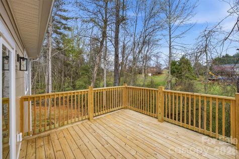 9067 Mccray Farms Drive Hickory NC 28601