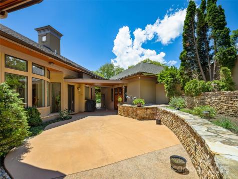 27 Elk Mountain Ridge Asheville NC 28804